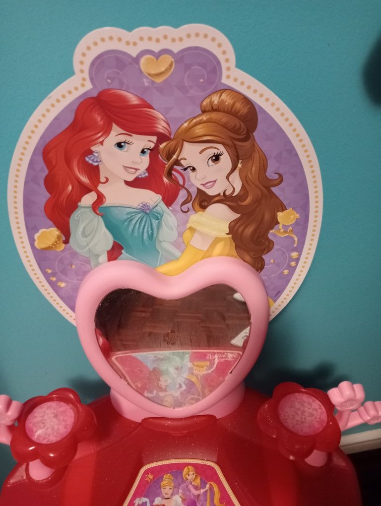 Tocador de princesas com banco