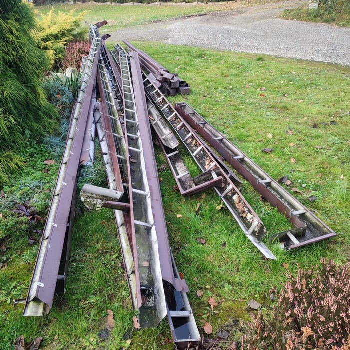 Sprzedam rynny z wieszakami i rury aluminiowe ciągnione z rozbiórki