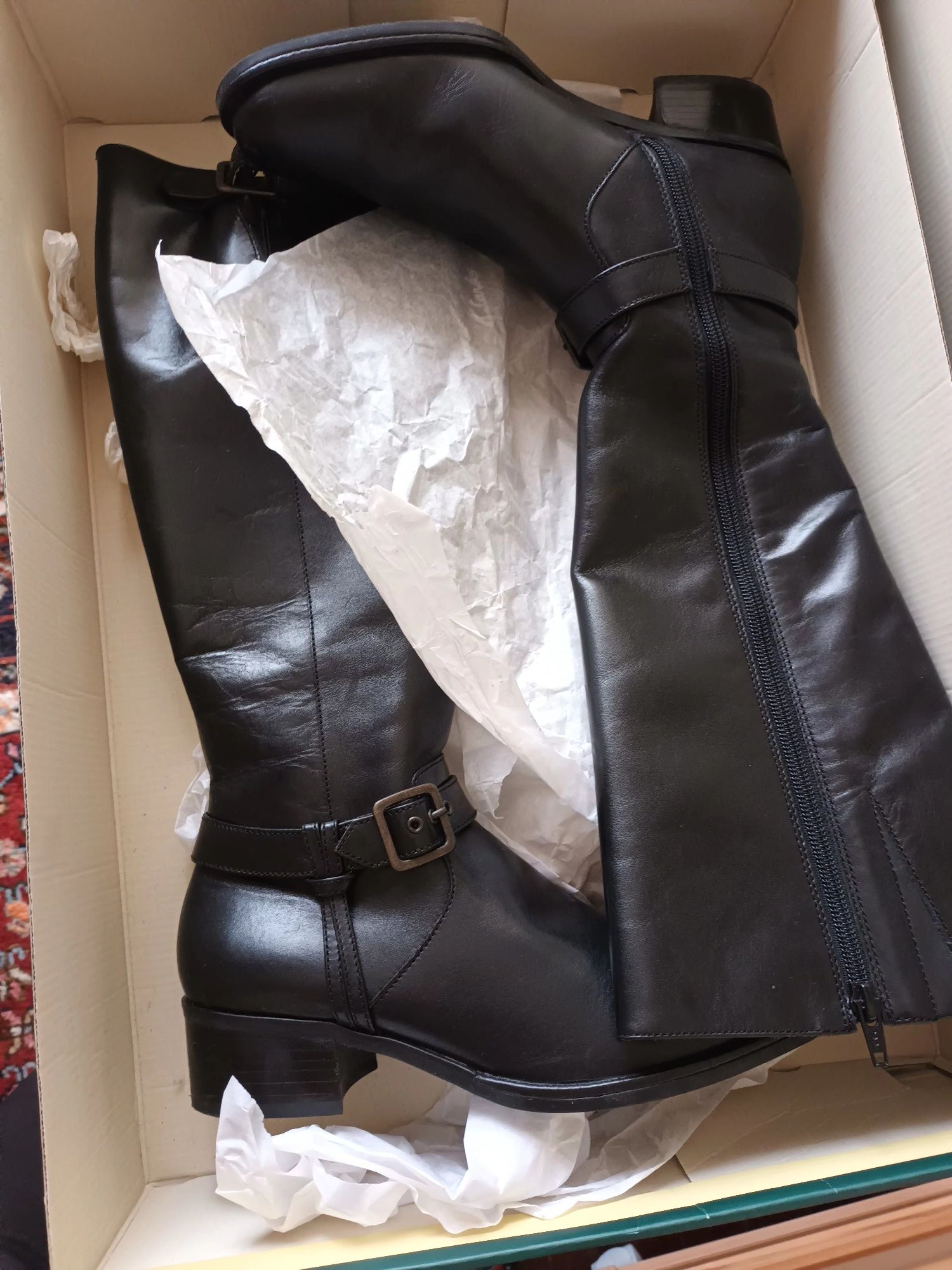 Botas senhora em pele tam 37