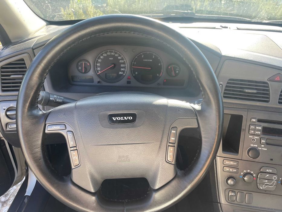 Volvo V70 2.4 D5