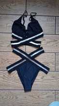 Komplet eleganckiej bielizny God Save Queens r. M