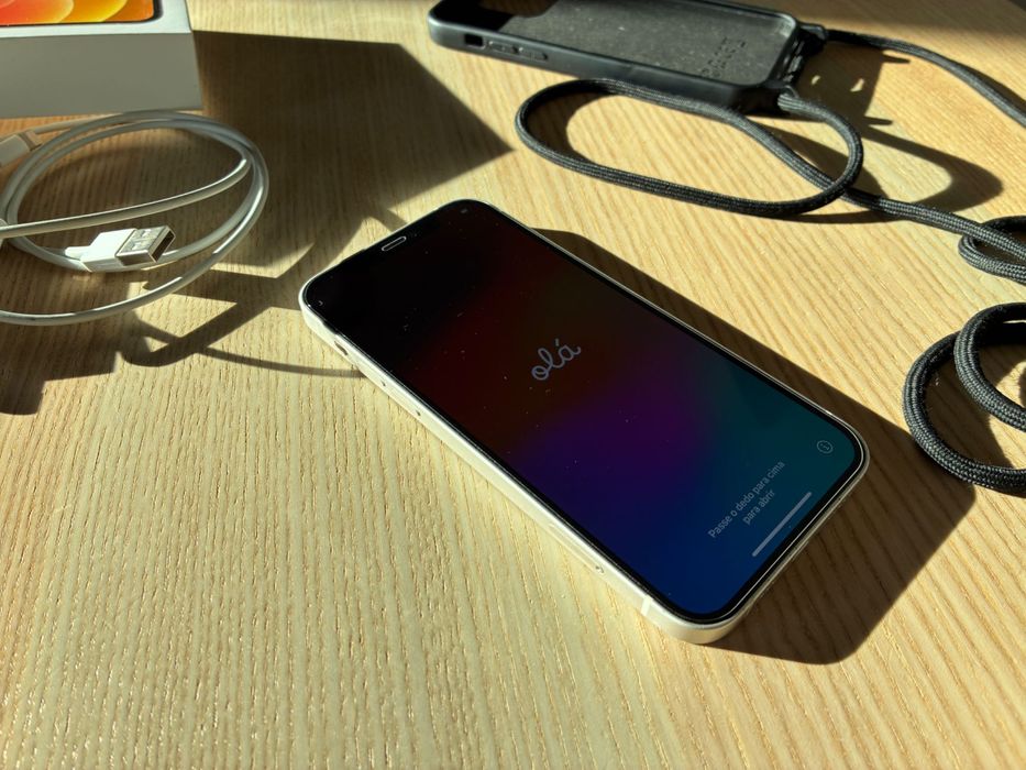 iPhone 12 - Branco 128gb