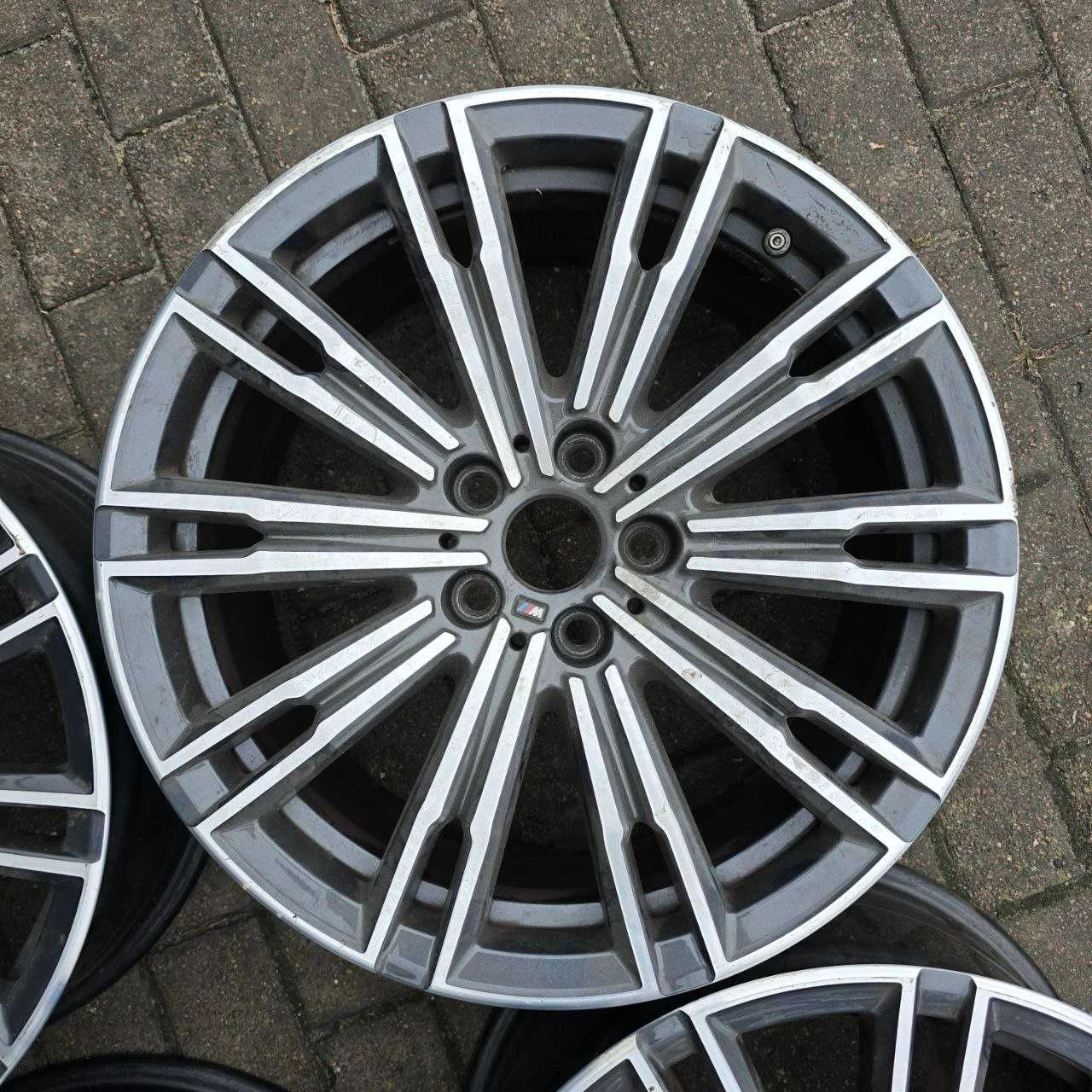 18" оригінальні диски BMW 3 G20 2 G42 4 G22 5 G30 790M Style