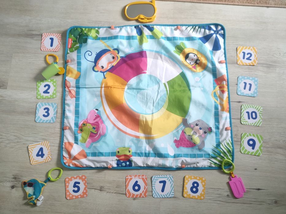Mata Fisher Price do leżenia i zdjęć