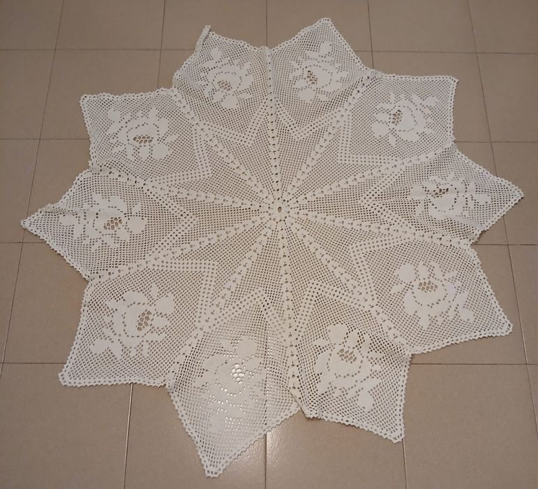 Toalha de renda 135cm diâmetro