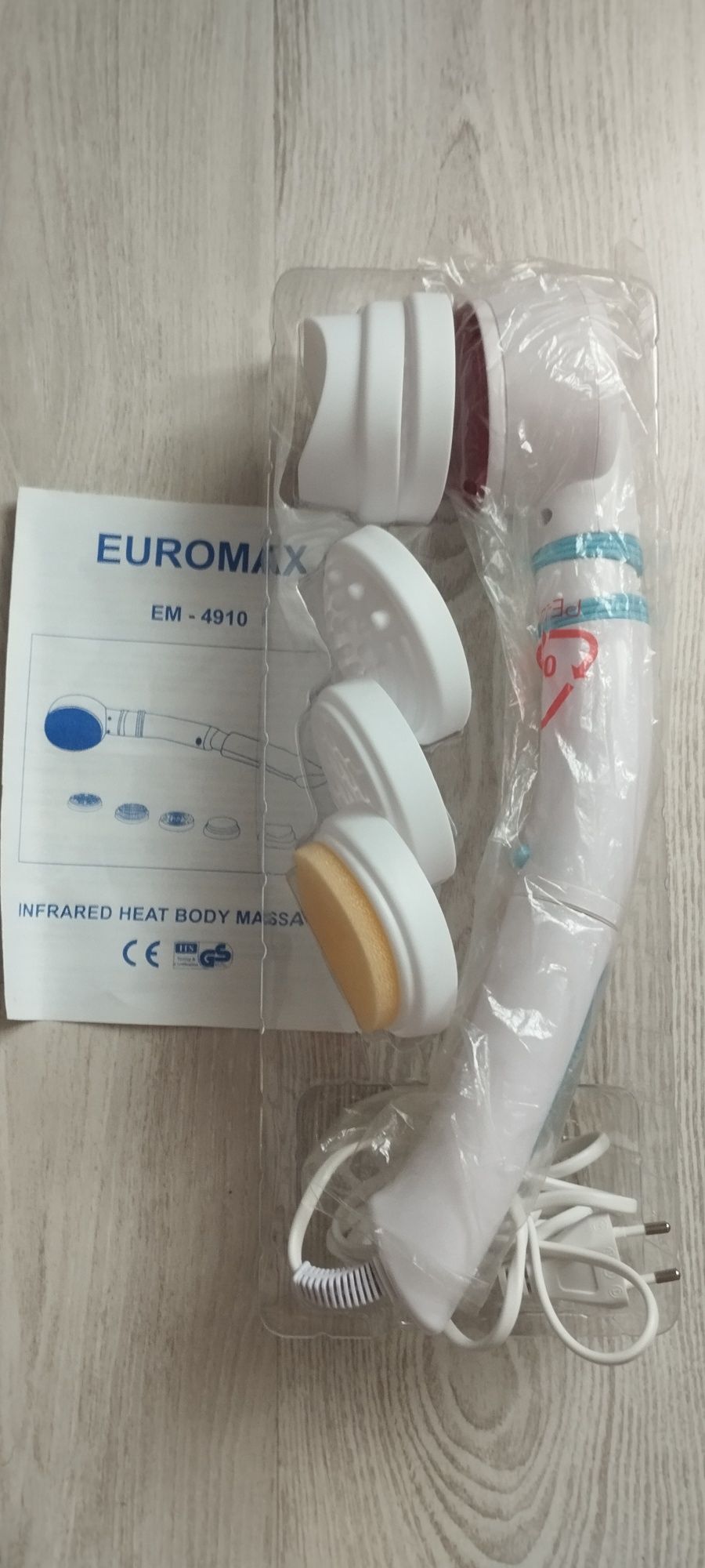 Elektryczny podgrzewany masażer do ciała EUROMAX EM-4910