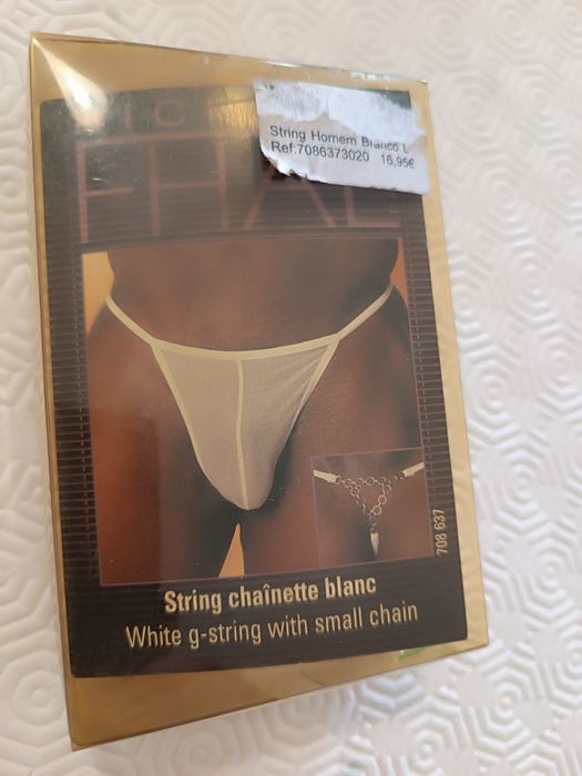 String Branco. Lingerie de Homem. Tamanho L