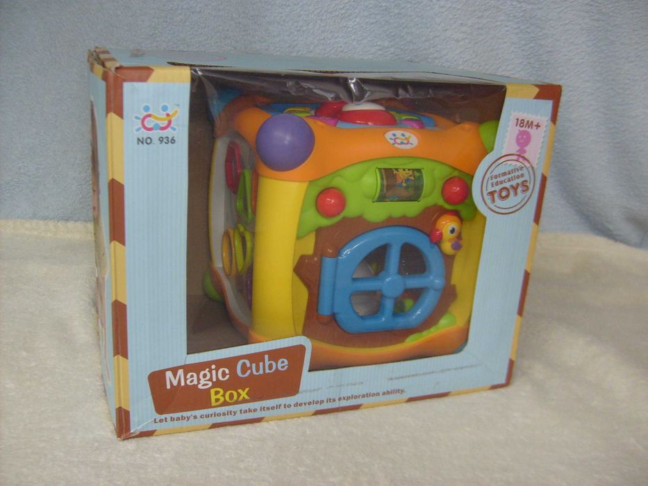 interaktywna kostka edukacyjna 18M+ MAGIC CUBE BOX