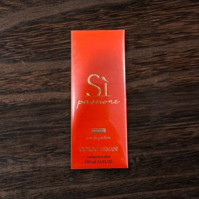 Giorgio Armani Si Passione Intense woda perfumowana
