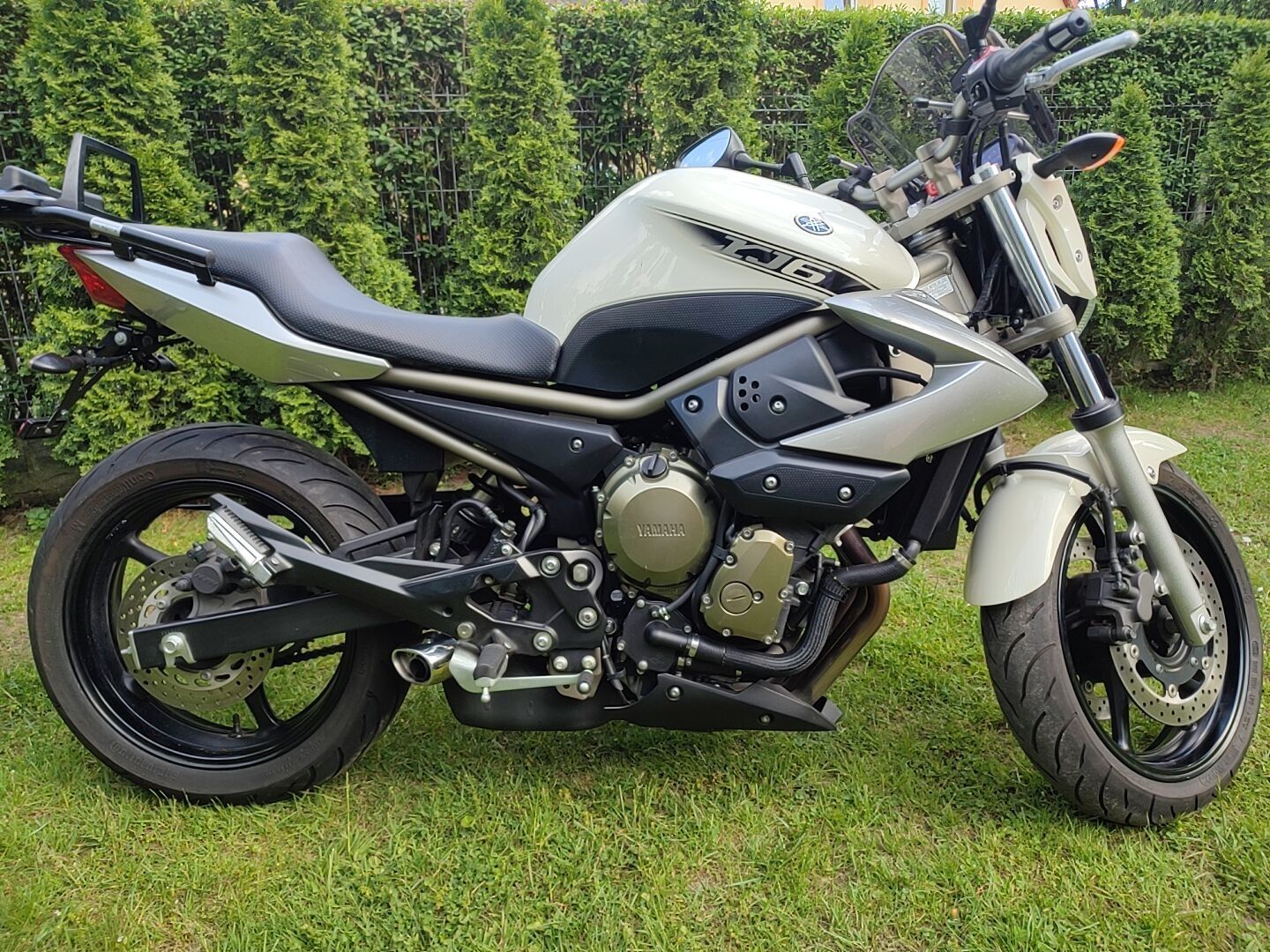 Yamaha XJ6 600ccm 2010r. przebieg 8.000km