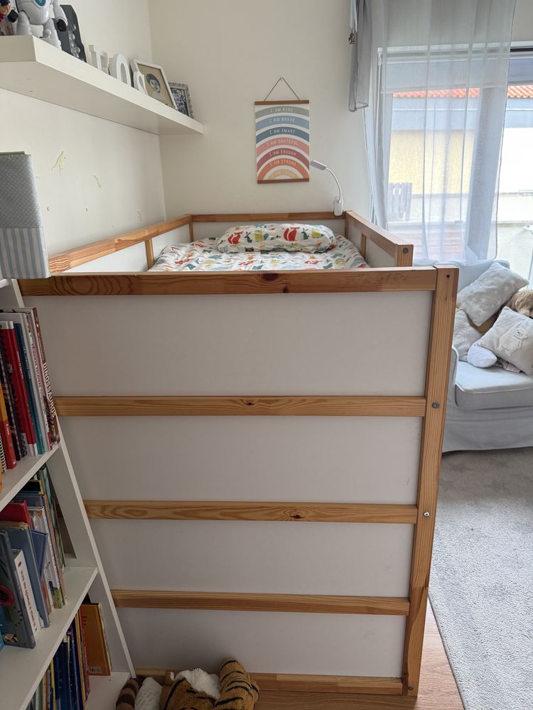 Cama IKEA Kura criança