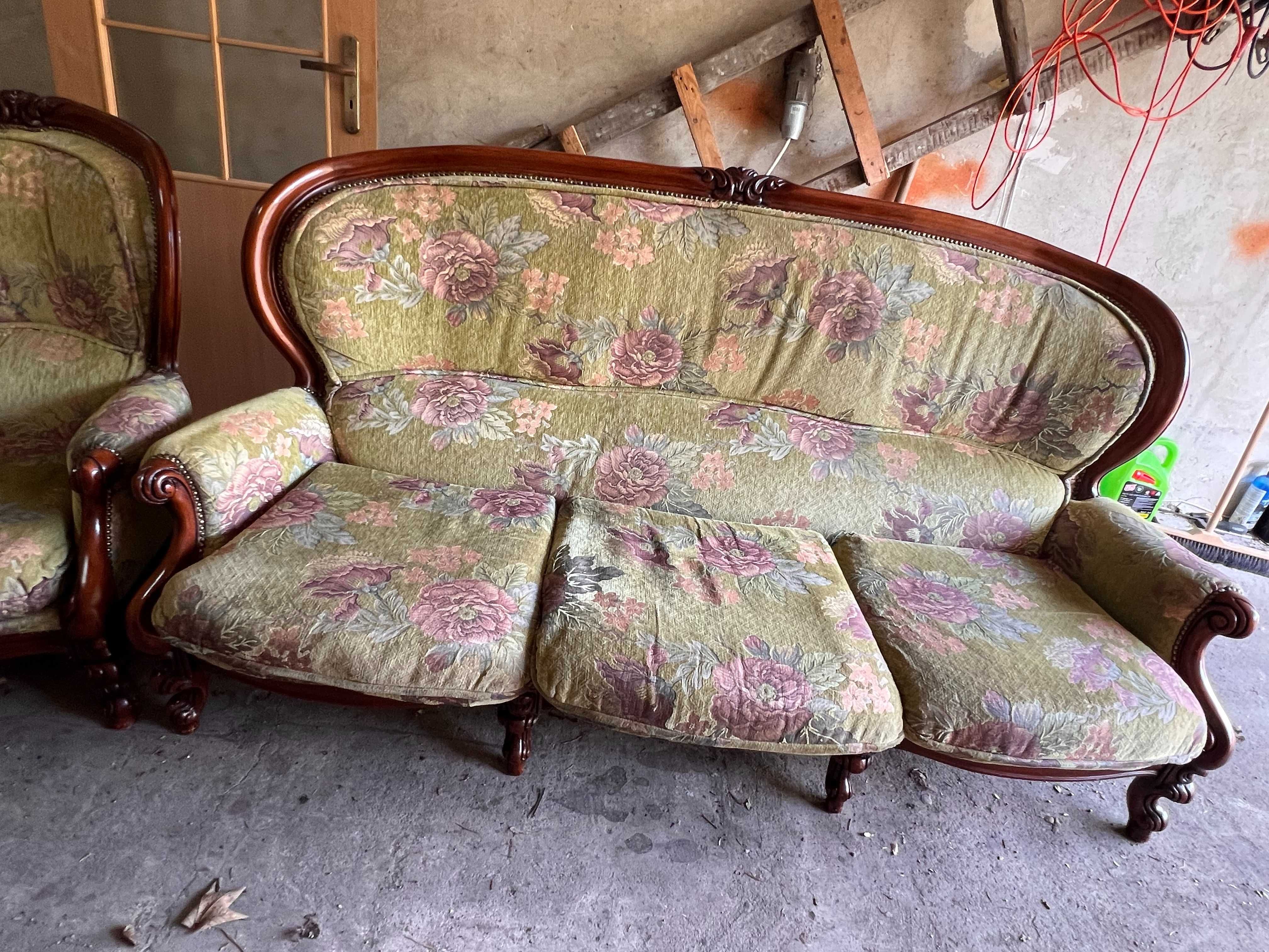 Sofa plus dwa fotele w stylu CHIPPENDALE