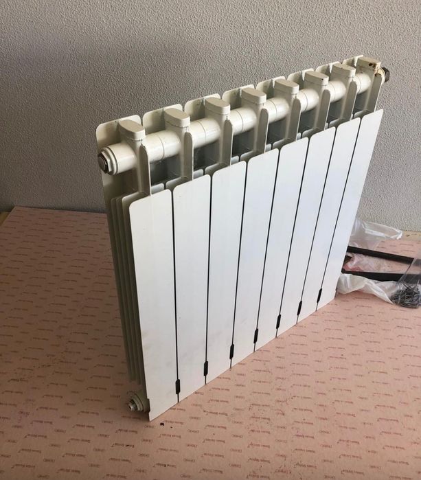 2 unidades Radiador Roca (8 elementos / 13 elementos). A partir de €40