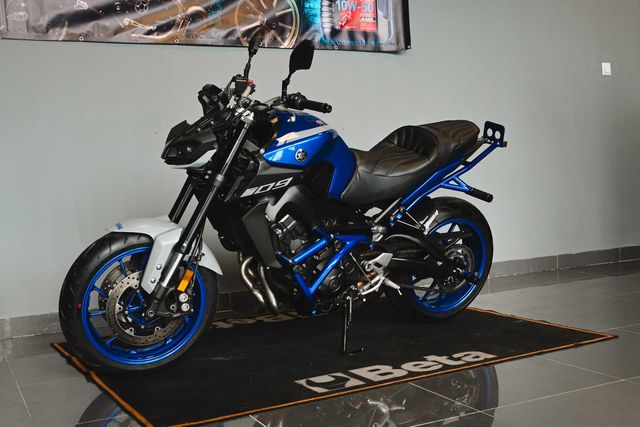 Yamaha MT09 STUNT 2020
