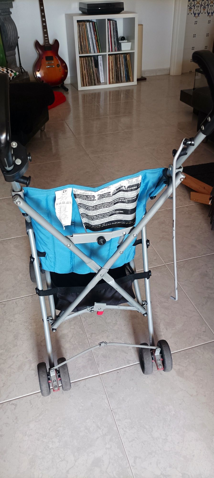 Carrinho de bebé de passeio