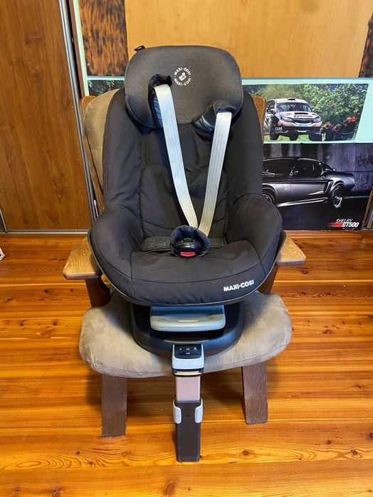 Fotelik samochodowy Maxi Cosi Pearl + baza Maxi Cosy FamilyFix