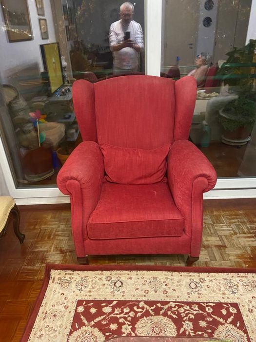 Cadeirao de madeira feito por medida