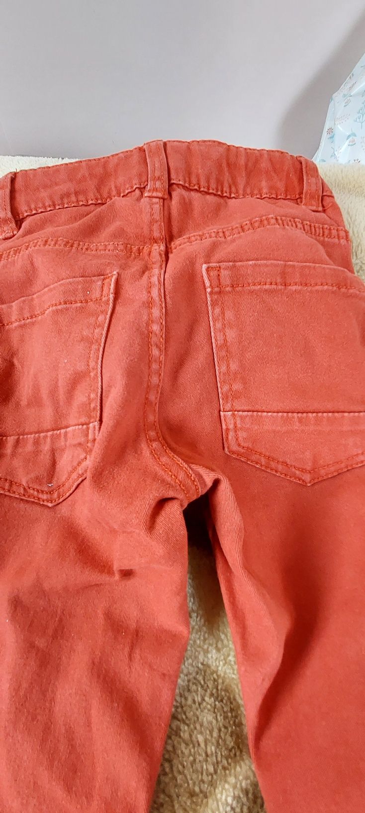 Spodnie jeansowe rurki skiny kiabi 108-113