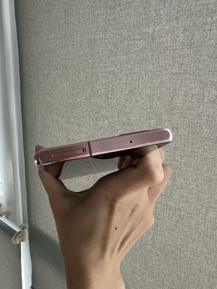 Samsung Note 20 256Gb телефон