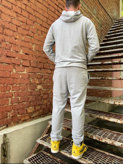 Мужской спортивный костюм jordan nike air tech fleece