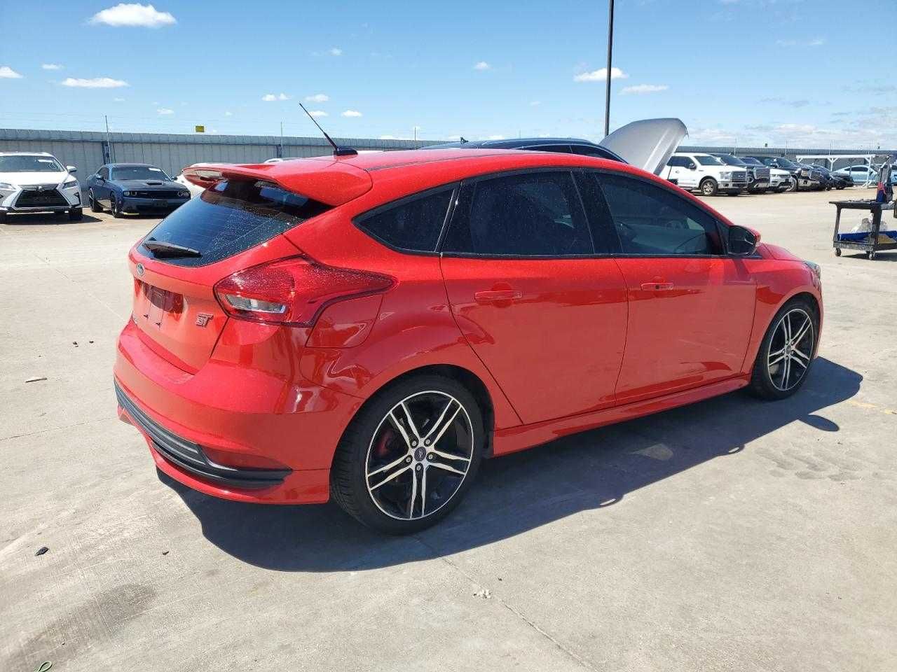 2017 Ford Focus ST