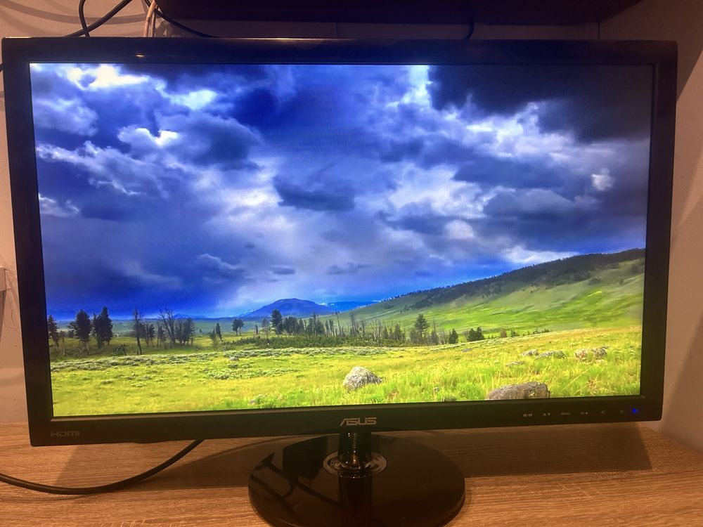 Monitor ASUS 24’’