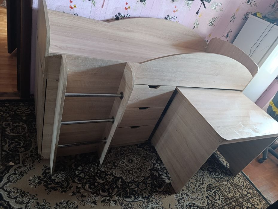 Продам дитяче ліжко-горище.