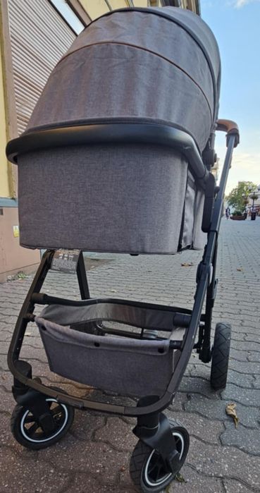 Wózek dla dzieci lionelo Amber