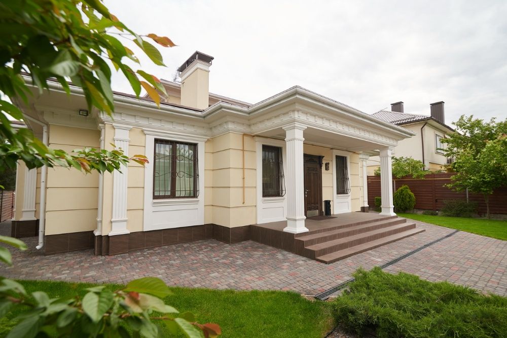 Продам новый одноэтажный дом с ремонтом в Новоалександровке