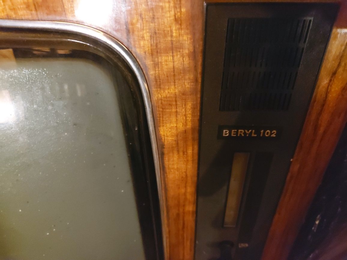 Telewizor Beryl 102