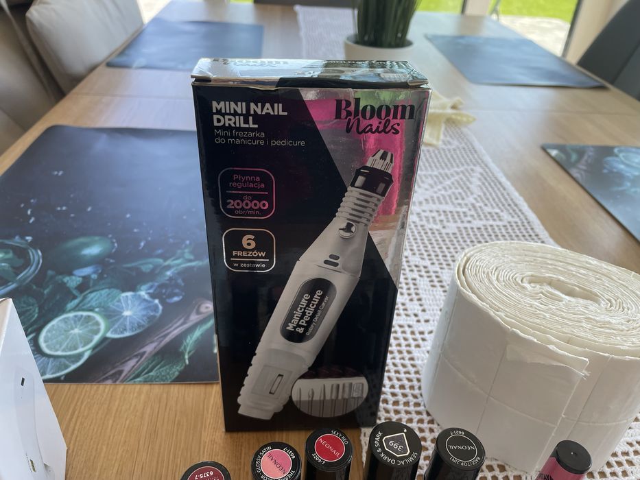 Zestaw neonail do paznokci hybrydowych