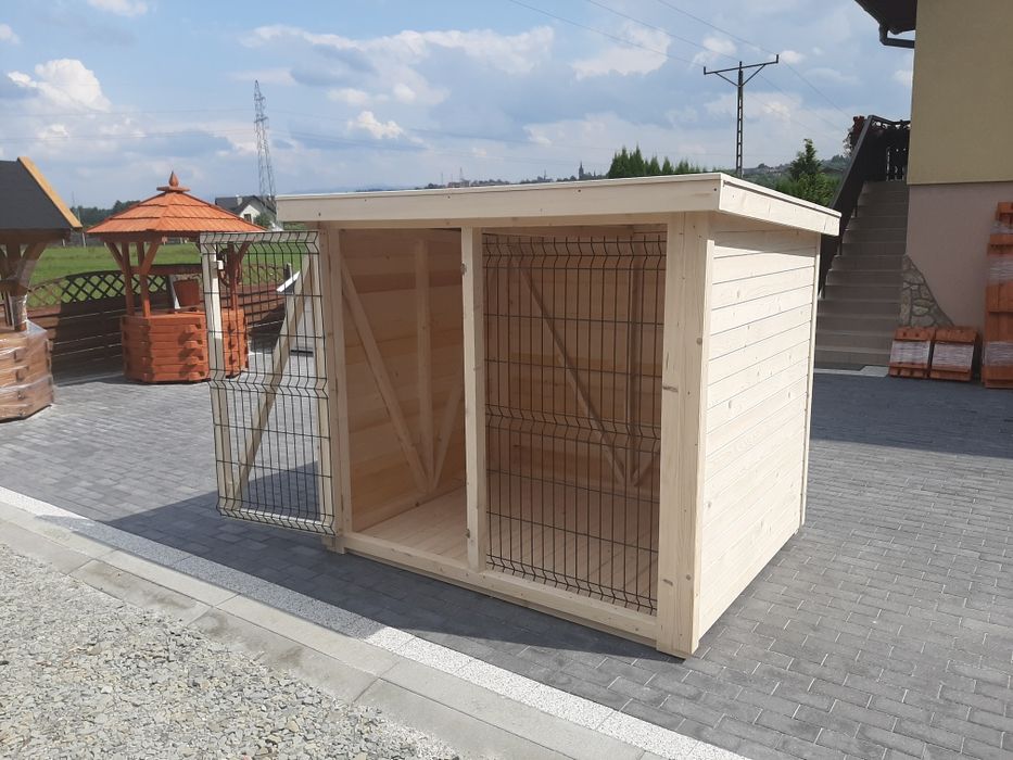 Kojec dla psa drewniany