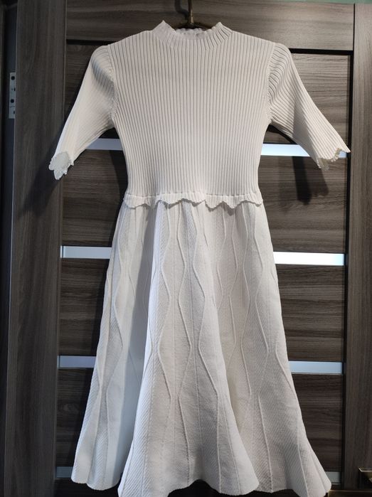 Розпродаж жіночого одягу