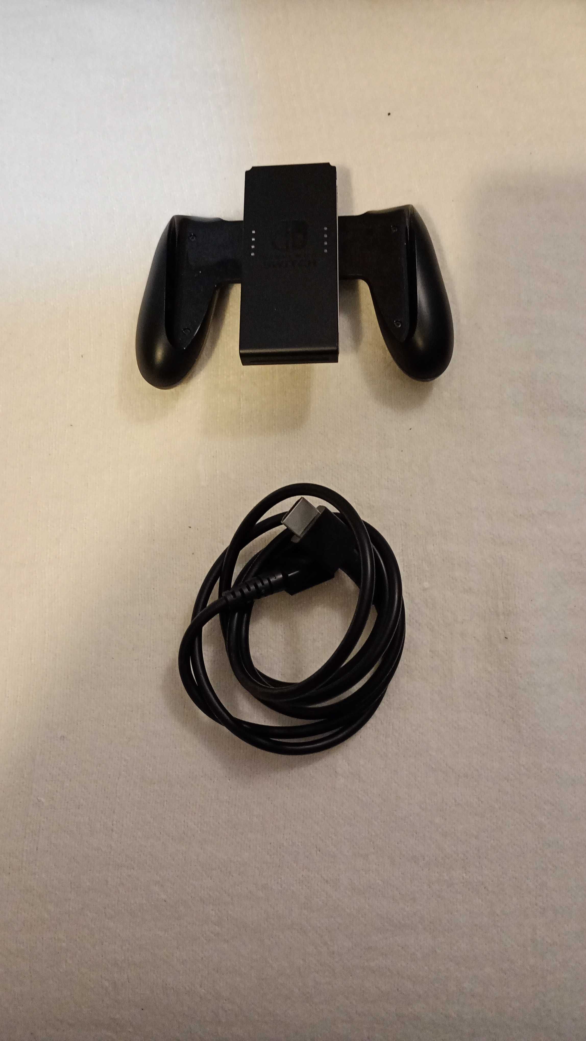 NINTENDO SWITCH OLED - komplet, pokrowiec, etui x2