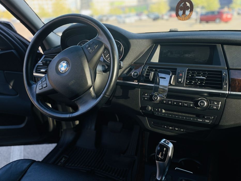 Продам BMW X5 2011 року