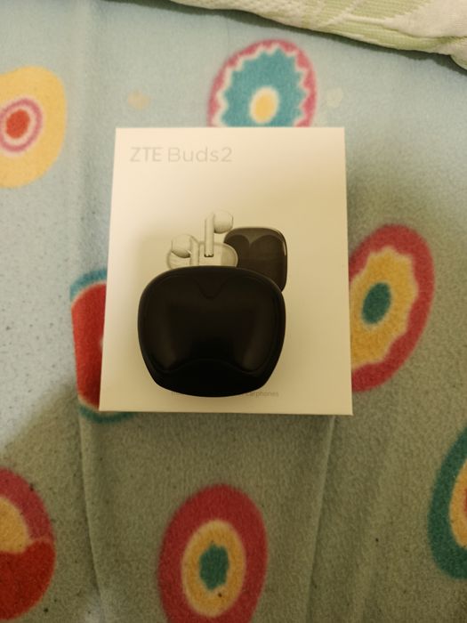 Redmi note 14 mais uns fones de bluetooth