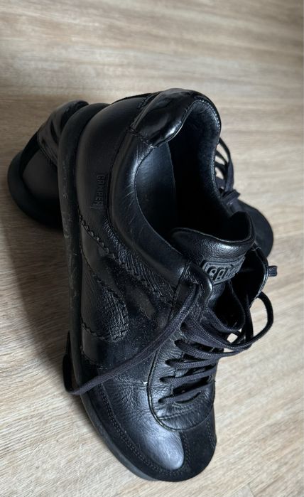 Tênis pretos icônicos para homem, CAMPER (Novos, Sem uso)