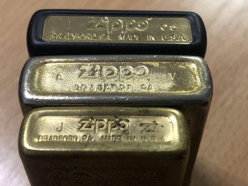 Запальничка Zippo Gold