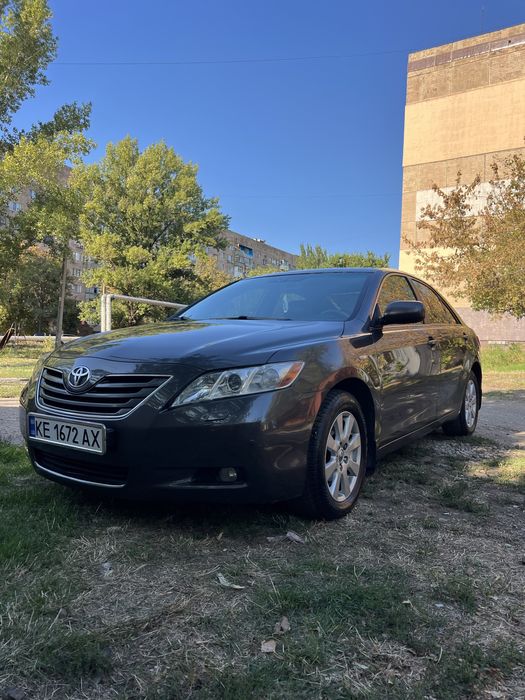 Продам Toyota Camry 3.5