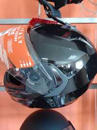 Kask motocyklowy Caberg Duke,  lakierowany, czarny połysk