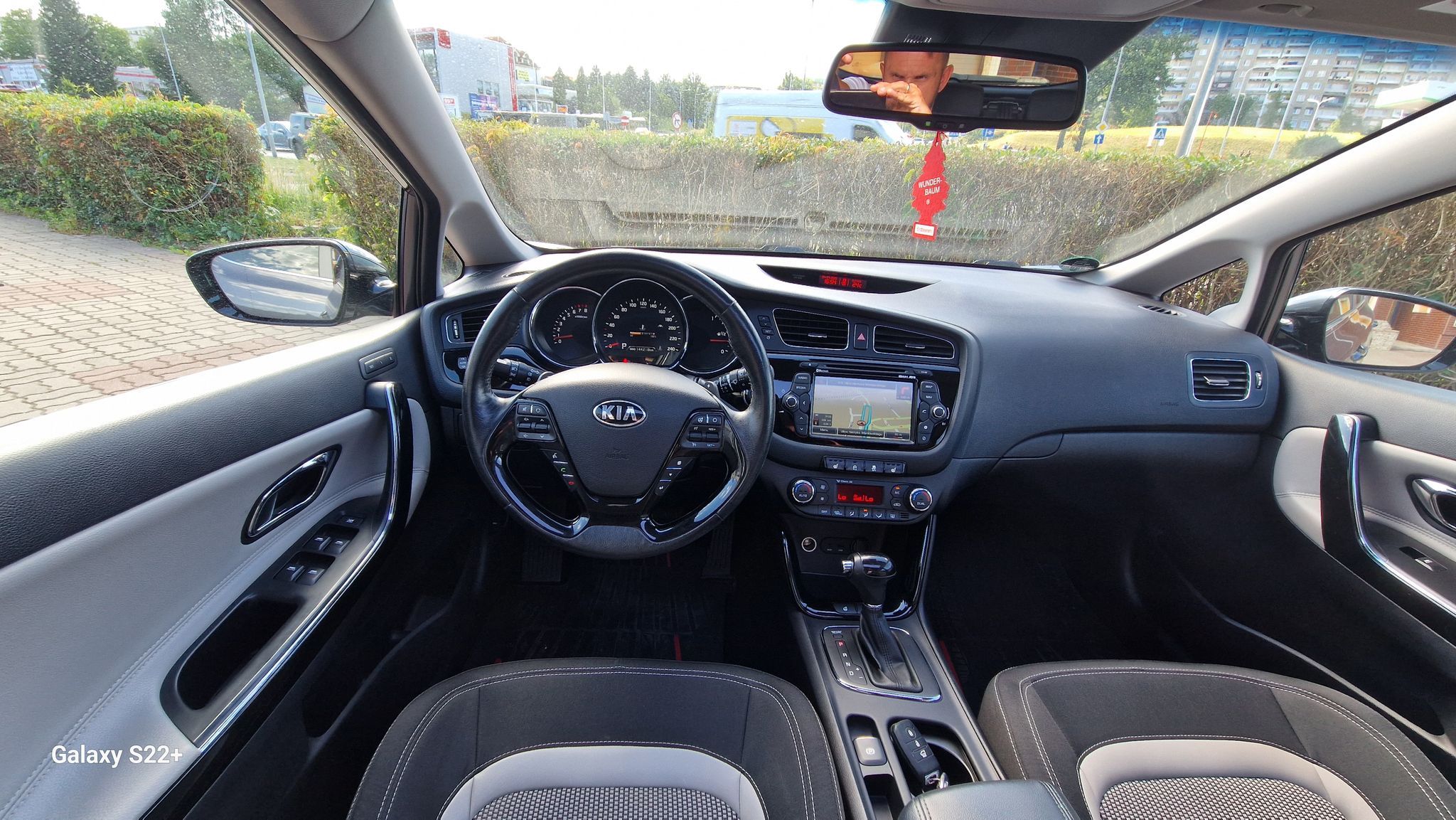 Kia Ceed Wzorowy !!! AUTOMAT-Navi-Panorama - Kamera - Top !!!