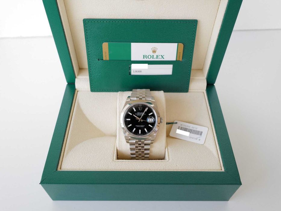 Rolex Datejust 41 Black Dial Domed Bezel Jubilee Bracelet (2020) NEW