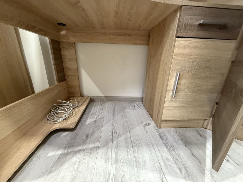 Ліжко,стіл,шафа,3в1