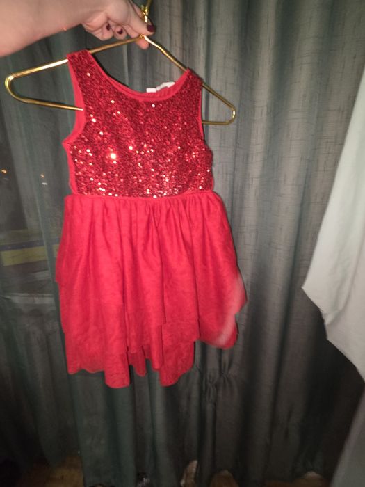 Нарядное платье на новый год