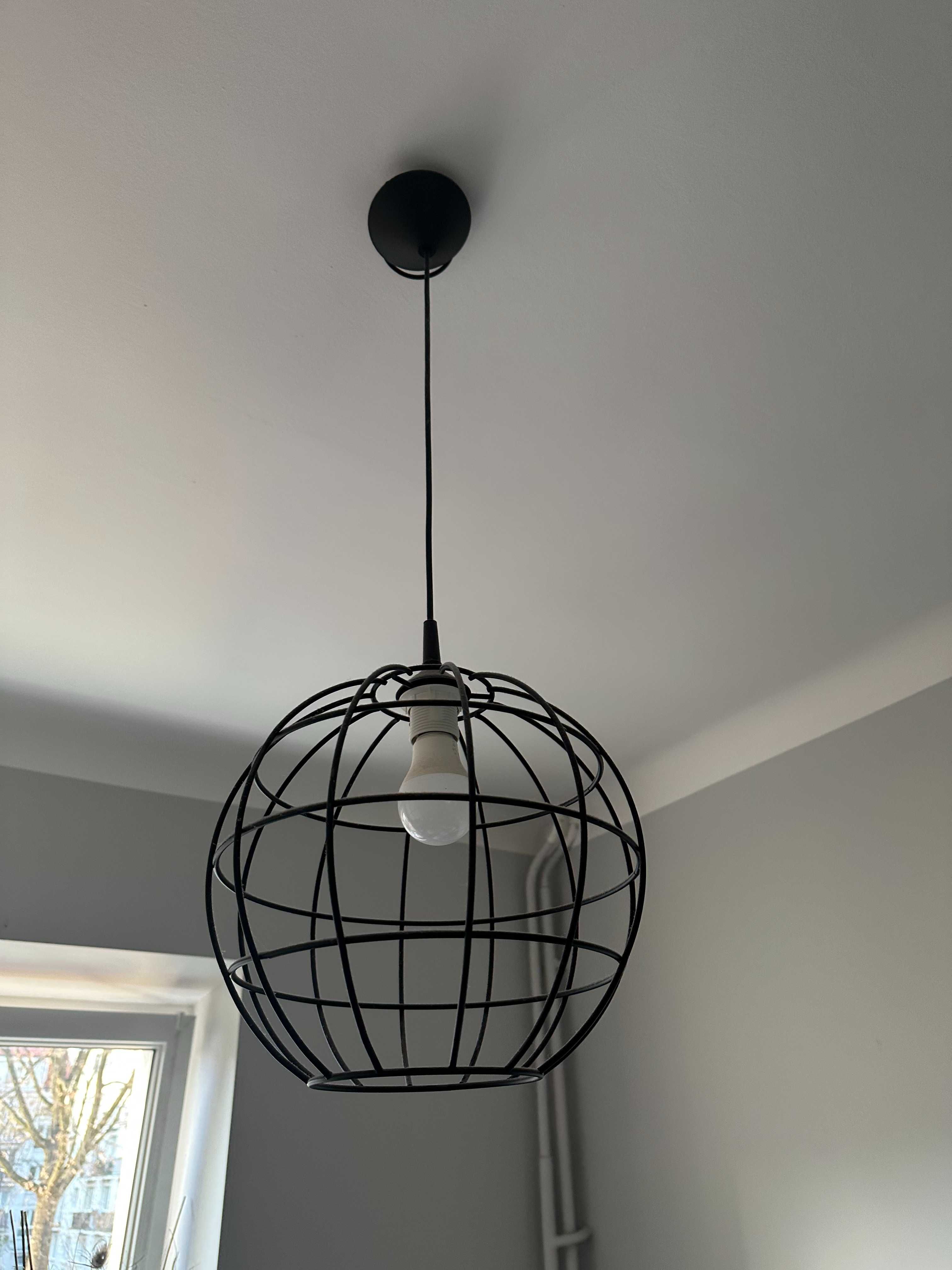 Sprzedam 2 lampy wiszące w super stanie