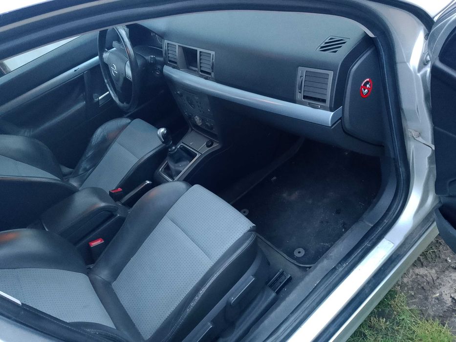 Vectra c gts 1.8 lpg hak  8l lpg  /100 km