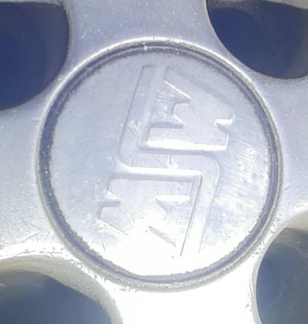 Литі диски  MSW 4х100 з літніми шинами 185/70 R14 Росава