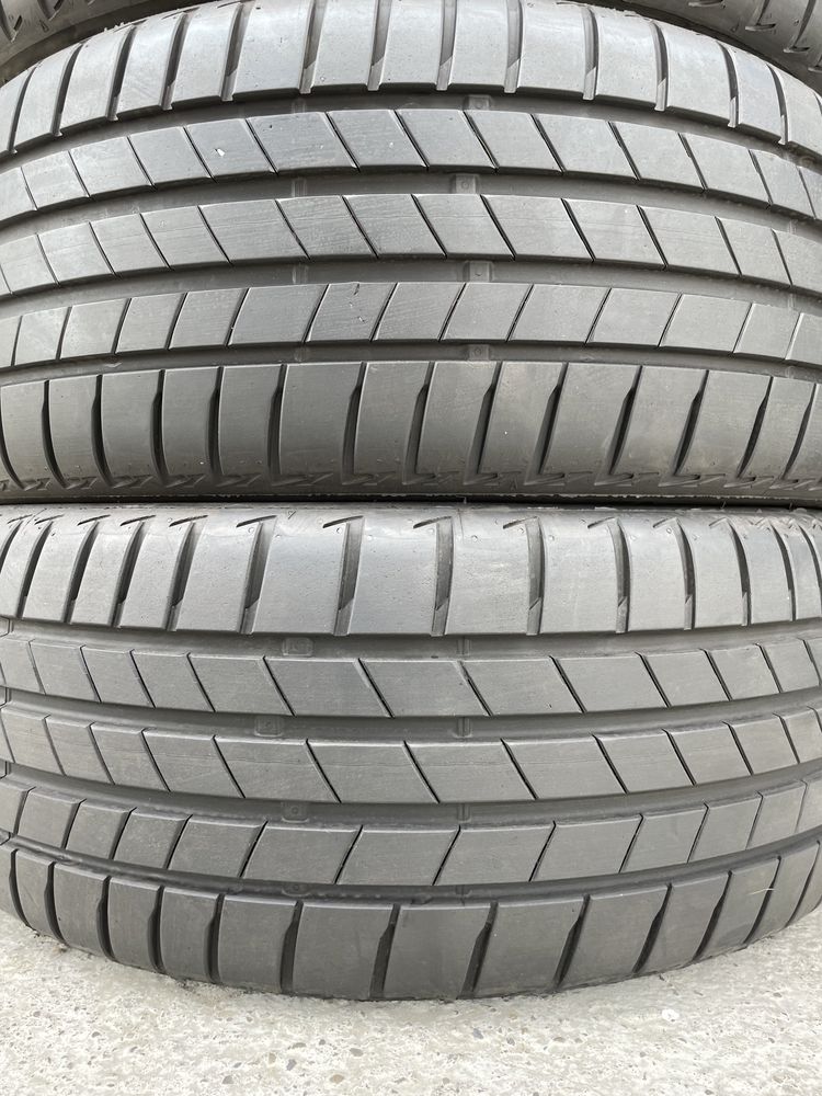 215/50/17 Bridgestone Turanza T005