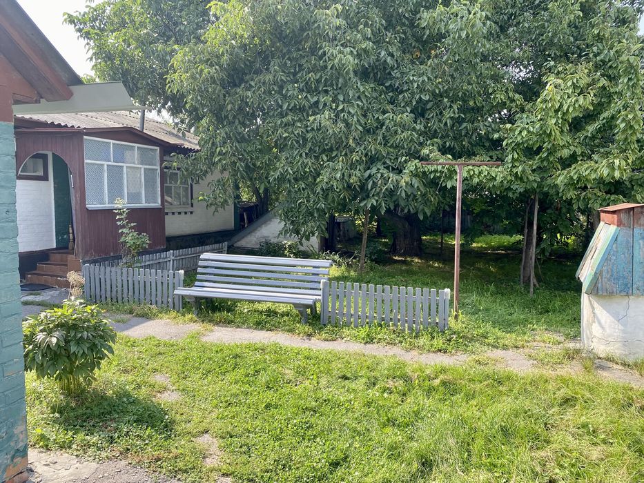 Будинок з усіма зручностями + земля в центрі м. Лубни.