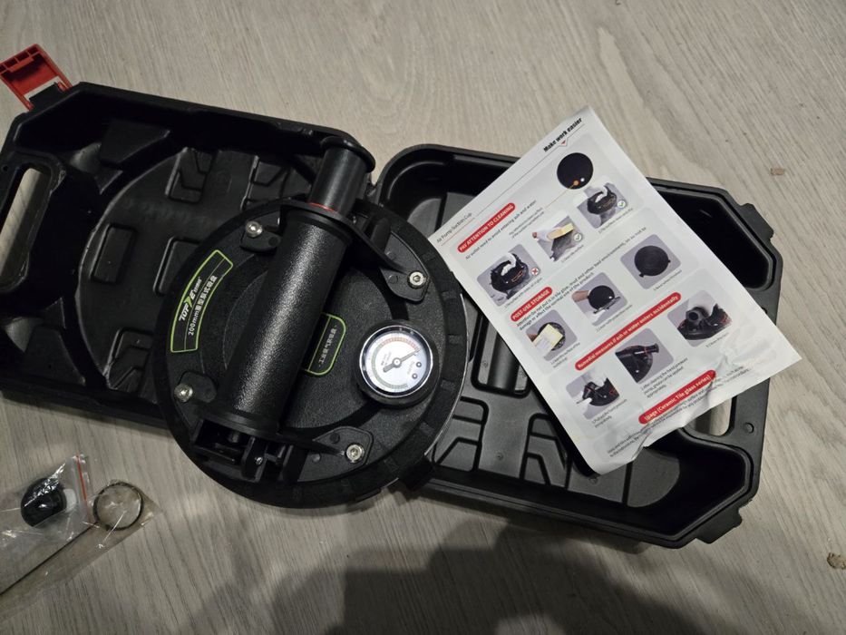 Присоска вакуумная с манометром Topvei в кейсе с кожухом FA-1003